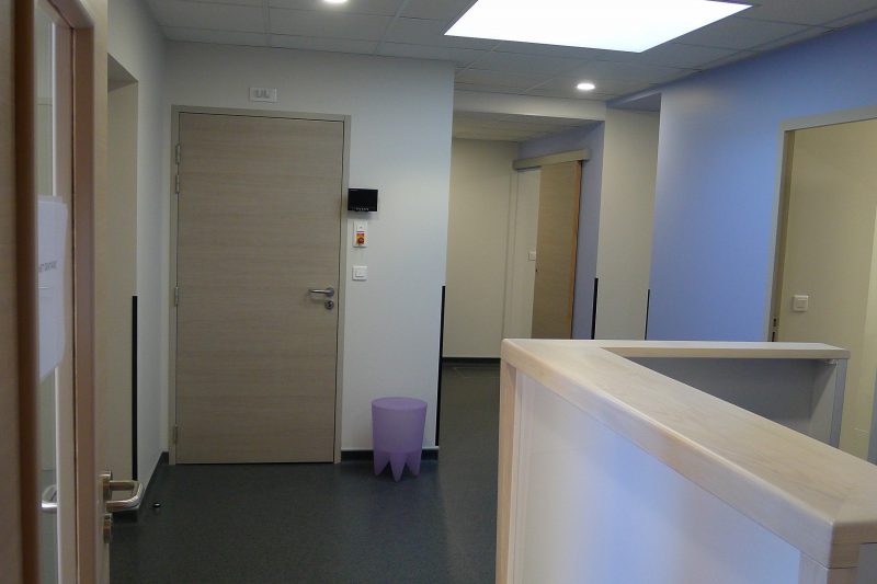 Création d'espaces dans les locaux d'un cabinet dentaire à Seurre - Athias architecte